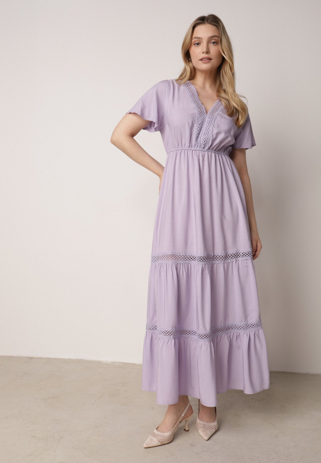  Rochie Fioletowa Maxi cu elastic în talie și inserții din dantelă Anandia