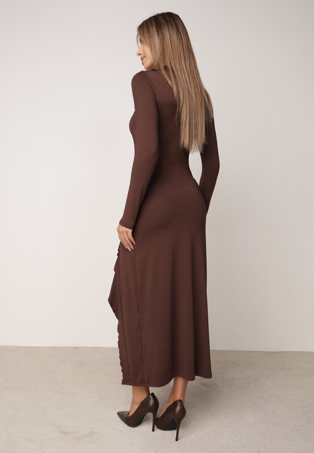  Rochie lungă cu mânecă lungă din viscoză decorată cu drapaj și volănaș Aserefa Maro