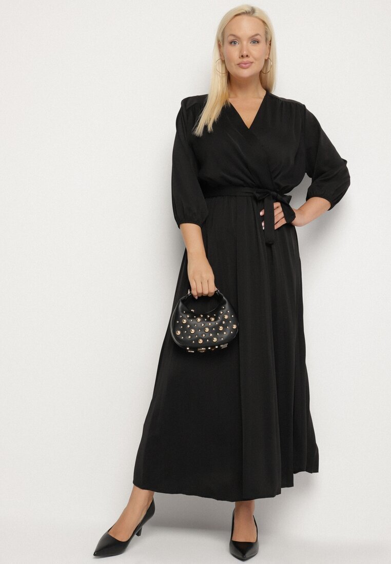  Rochie Negru Plisată Maxi cu Decolteu Plic și Cordon în Talie Lariah