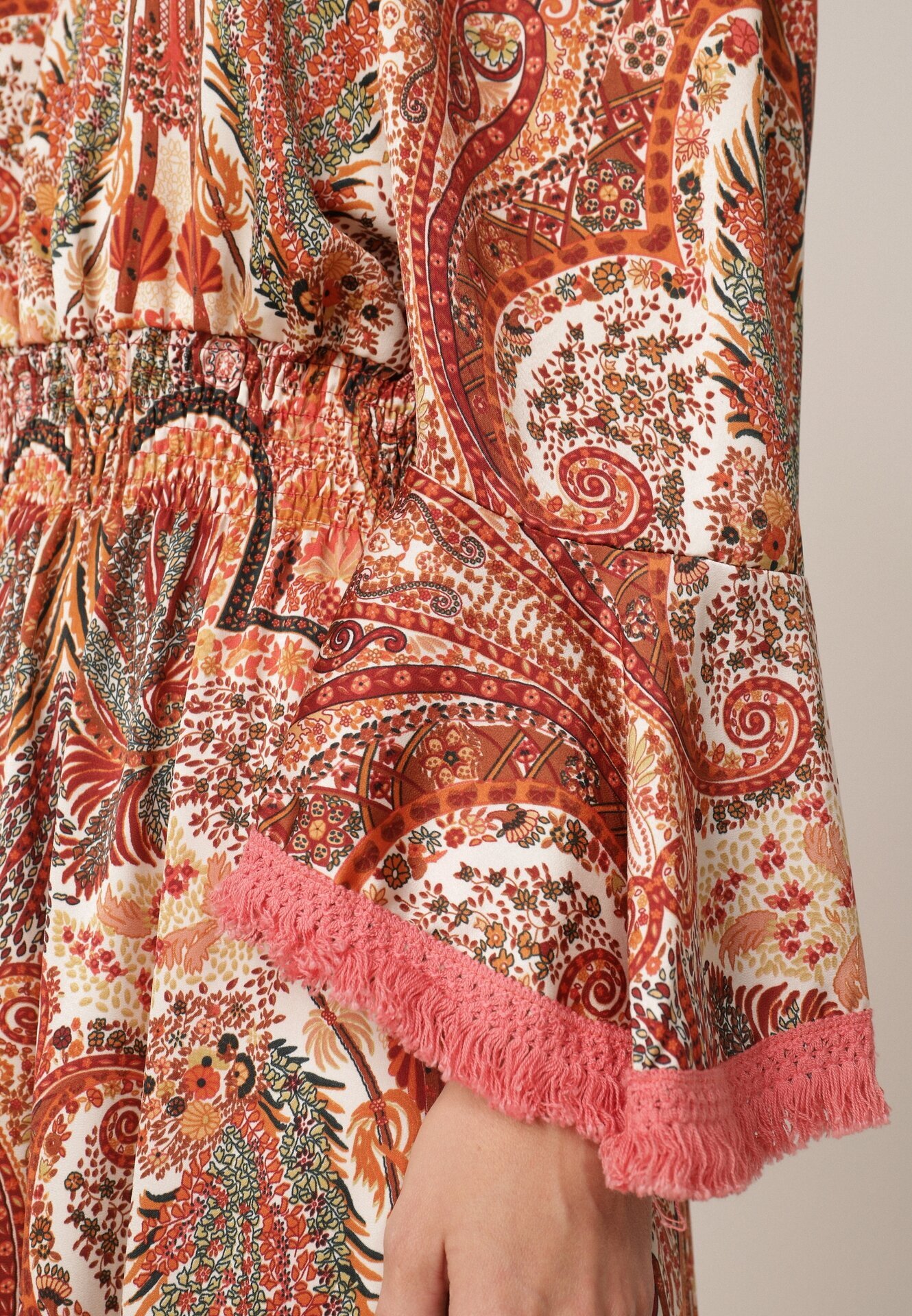  Rochie Roșie Spaniolă Decorată cu Franjuri cu Croială Cloș cu Imprimeu Paisley Allnight
