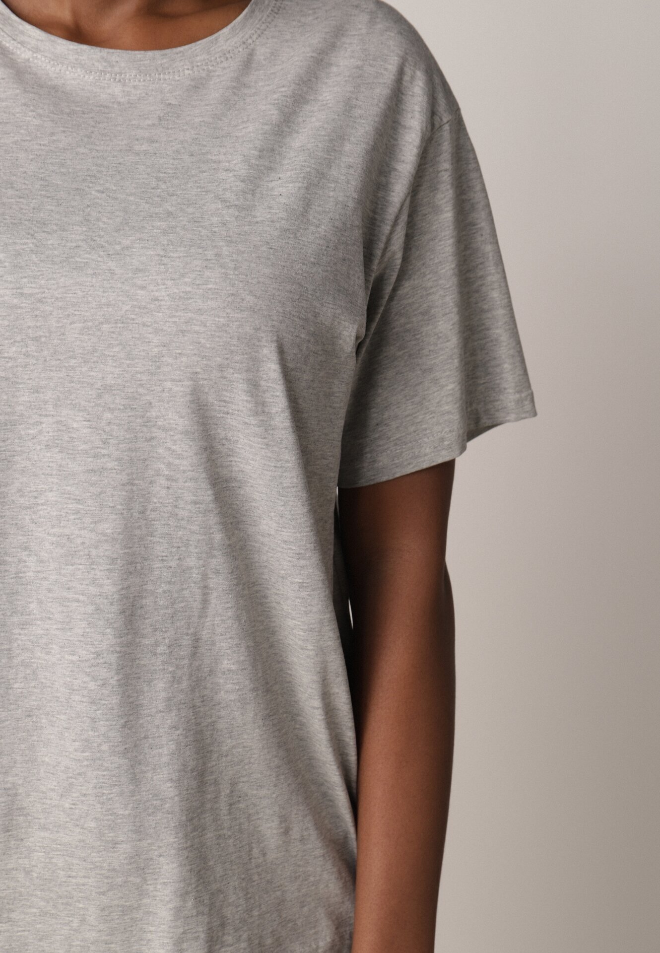 romee's Tricou Gri din Bumbac Tip Oversize Nedika