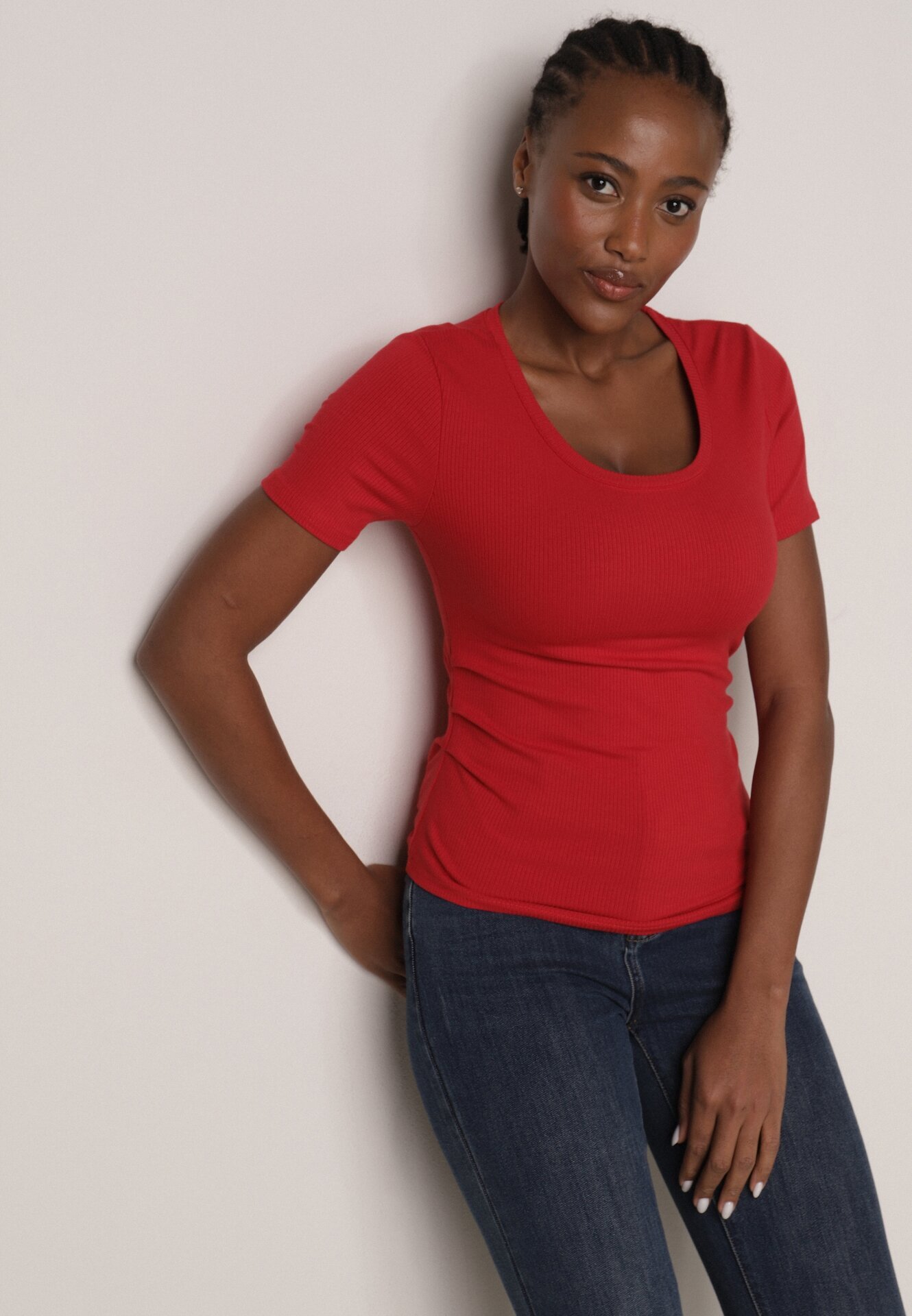 romee's Tricou Roșu Reiat Decorat pe Laterale cu Volănașe Nedisa