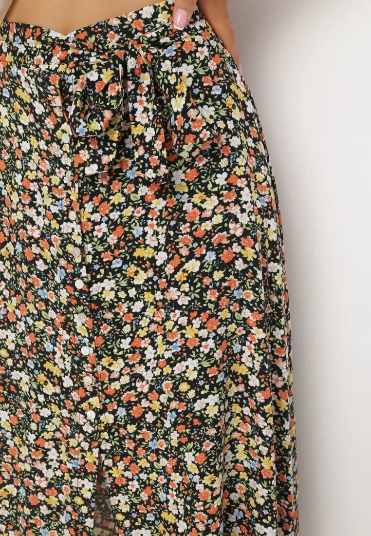 rosa Fustă midi neagră și galbenă din viscoză cu imprimeu floral cu curea din material Omona