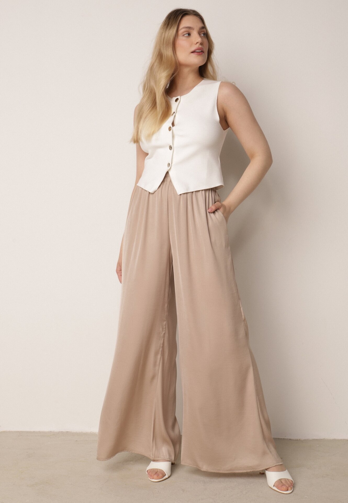 rosa Pantaloni Bej Lari cu elastic în talie Bohdi