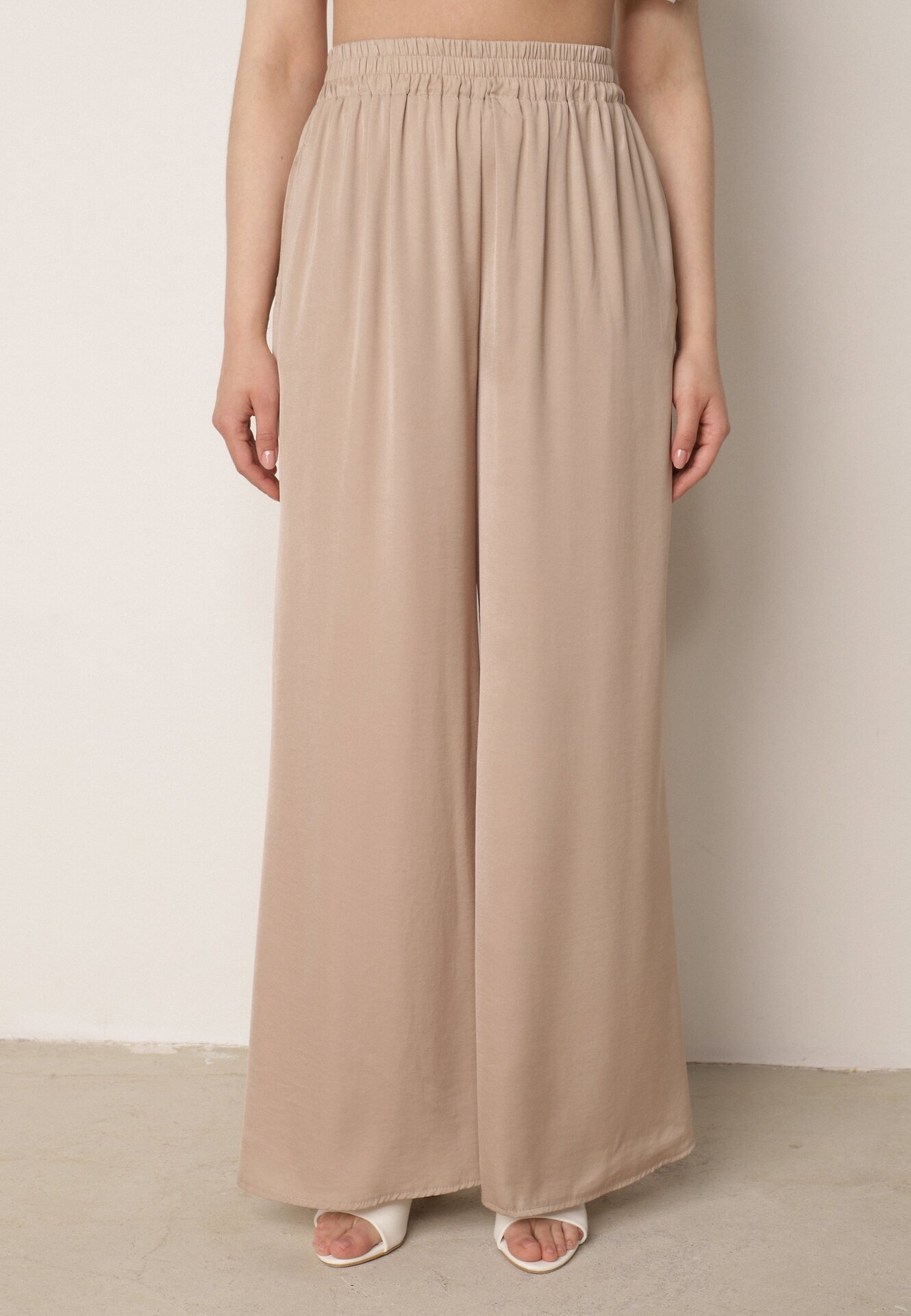 rosa Pantaloni Bej Lari cu elastic în talie Bohdi