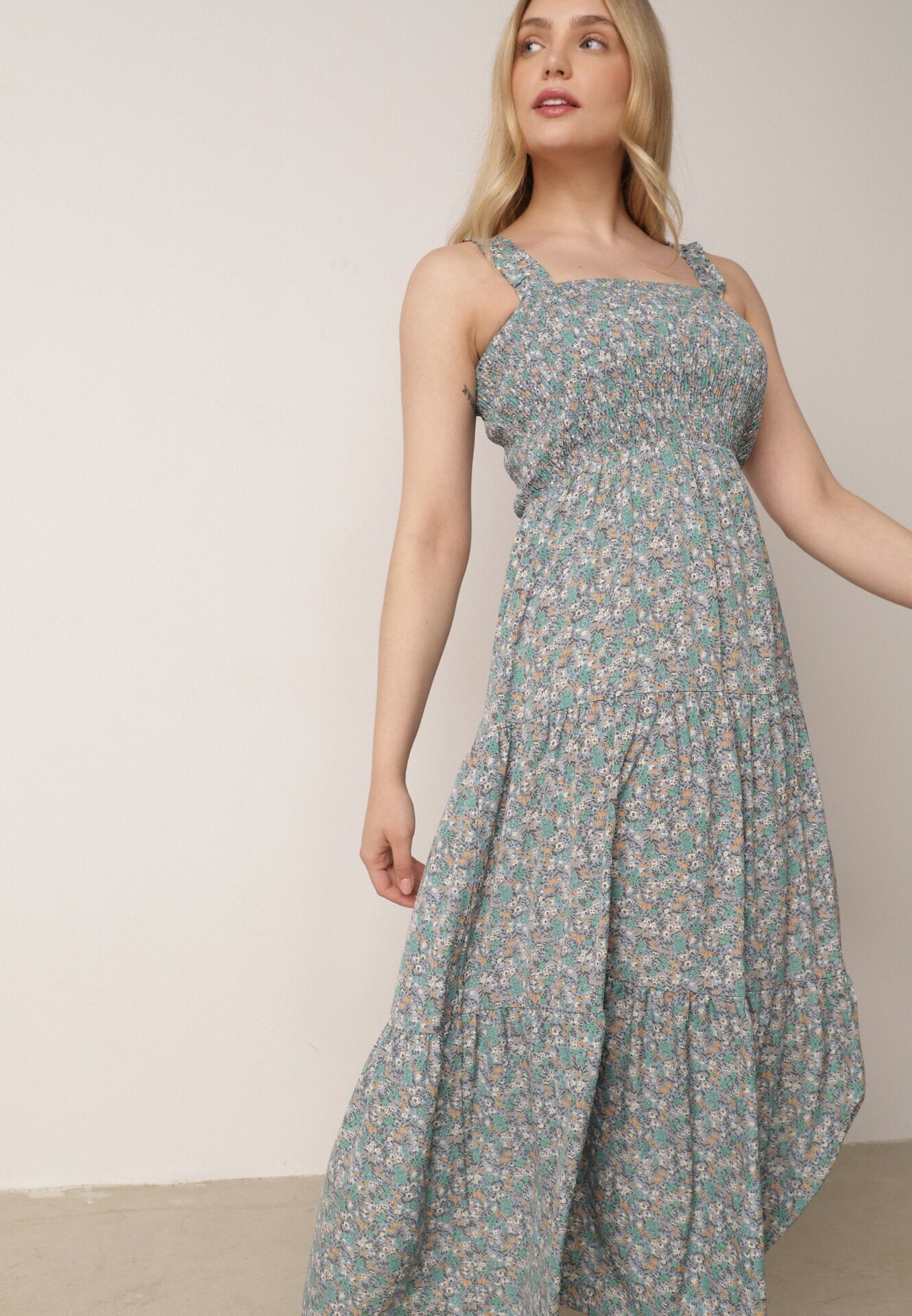 rosa Rochie Albastru deschis Cloș Cu bretele Florală Hasana