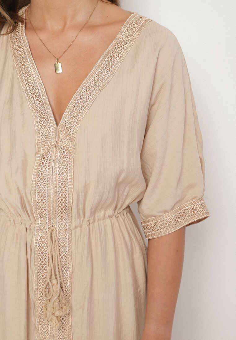 rosa Rochie din vâscoză bej cu bordură ajurată Aravellea