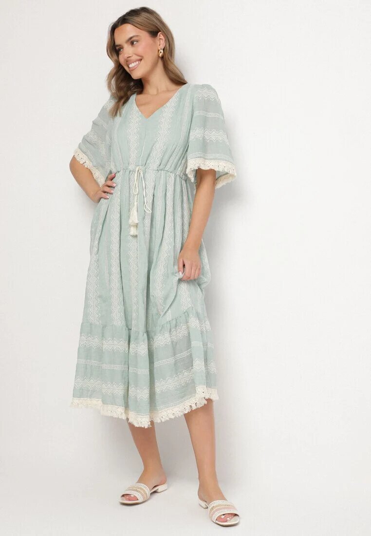 rosa Rochie mentă de bumbac boho cu croială evazată cu șnur și broderie Korithira