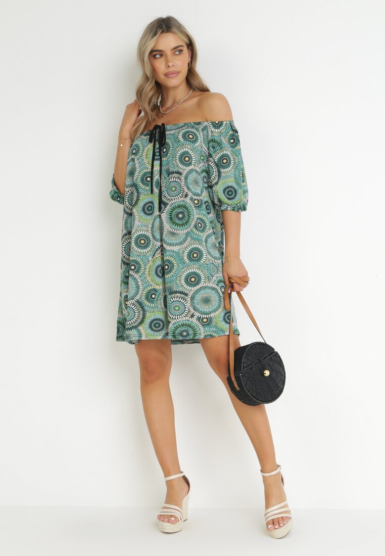 rosa Rochie Mini Verde cu Decolteu Spaniol și Nod Decorativ Yarelina