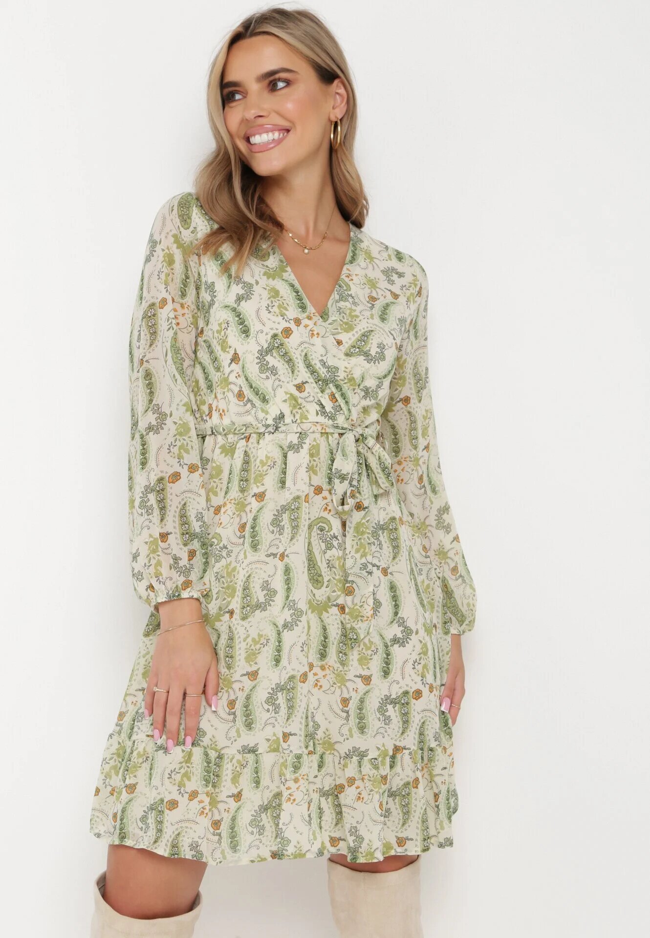 rosa Rochie Mini Verde deschisă cu elastic în talie și curea din material Matelyn