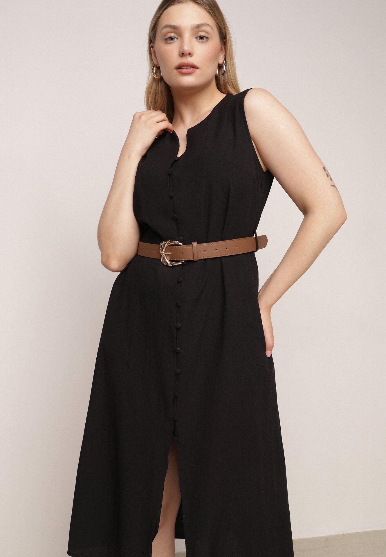 rosa Rochie Neagră
