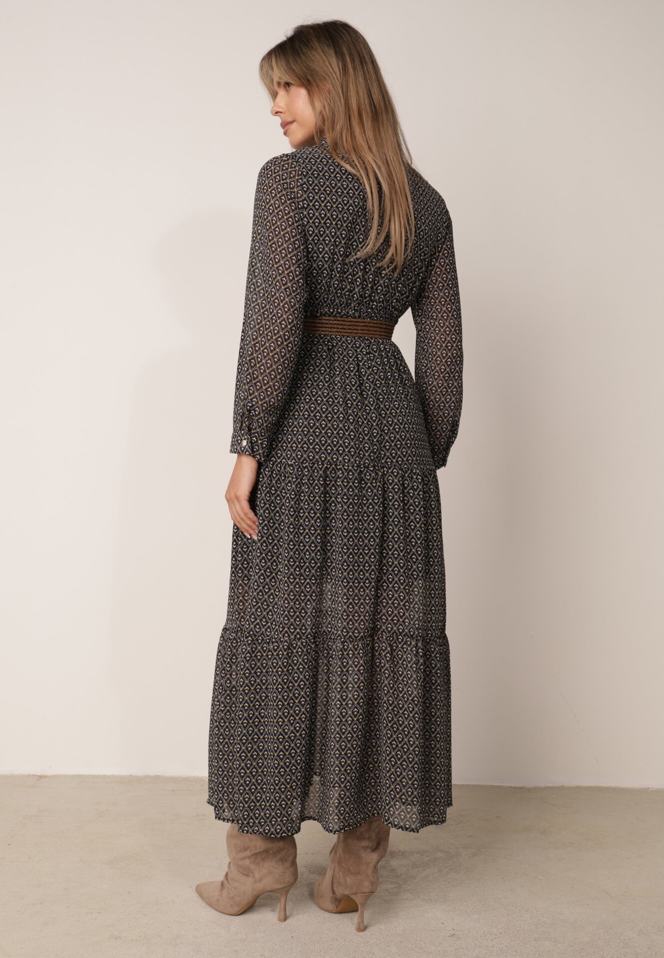 rosa Rochie Neagră Demusa