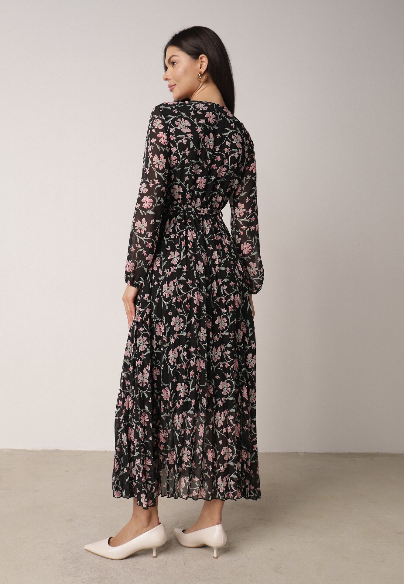 rosa Rochie Neagră Maxi cu elastic în talie și poale plisate Danora