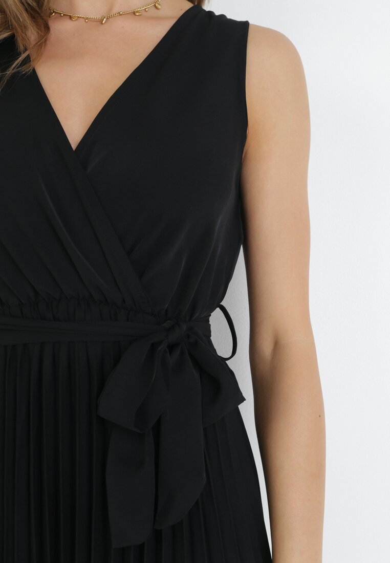 rosa Rochie Neagră Plisată Maxi cu elastic în talie și curea din material Biak