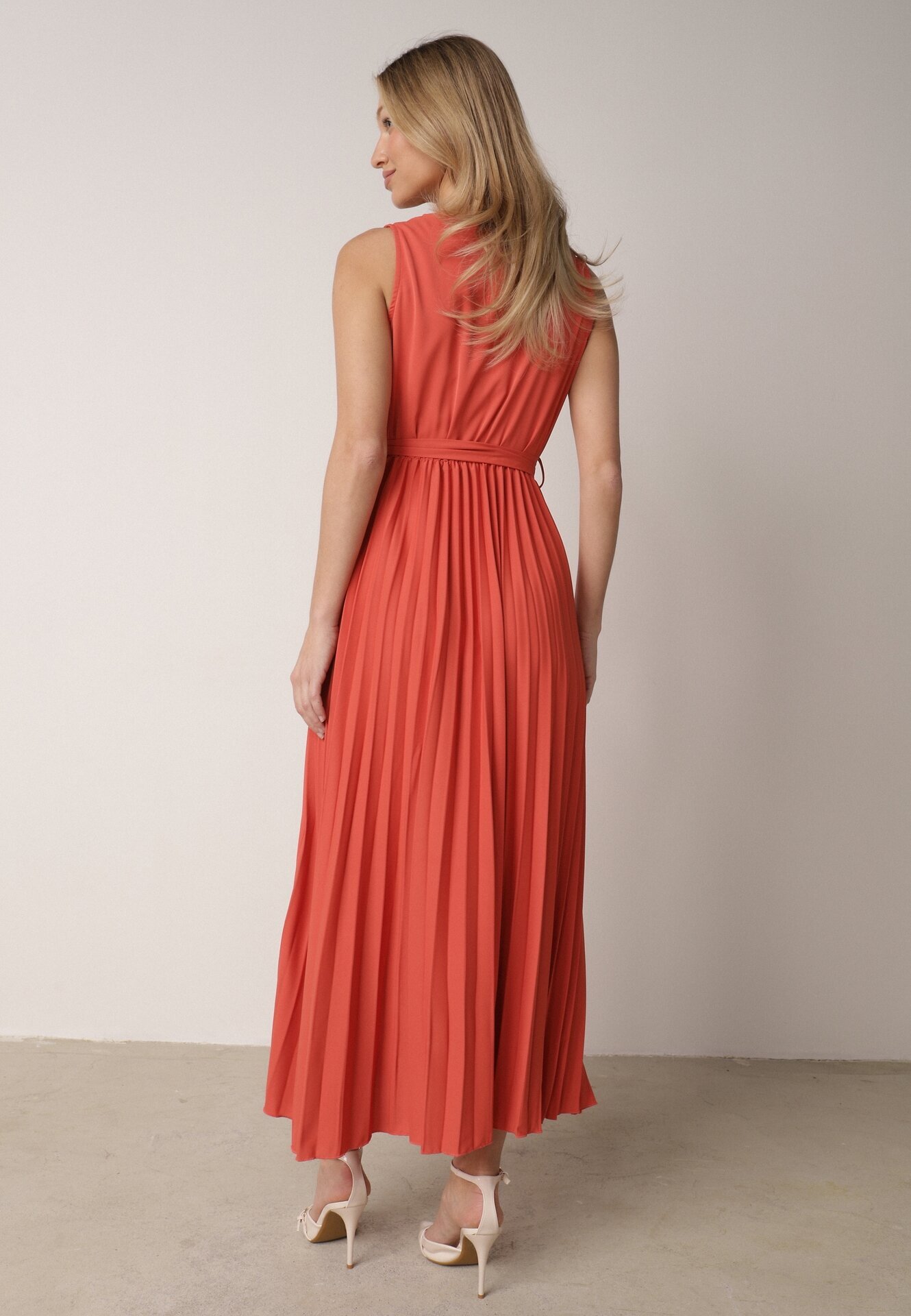 rosa Rochie Roșie Plisată Maxi cu elastic în talie și curea din material Biak