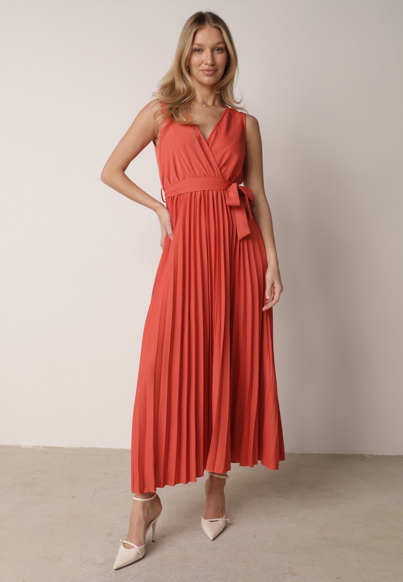 rosa Rochie Roșie Plisată Maxi cu elastic în talie și curea din material Biak
