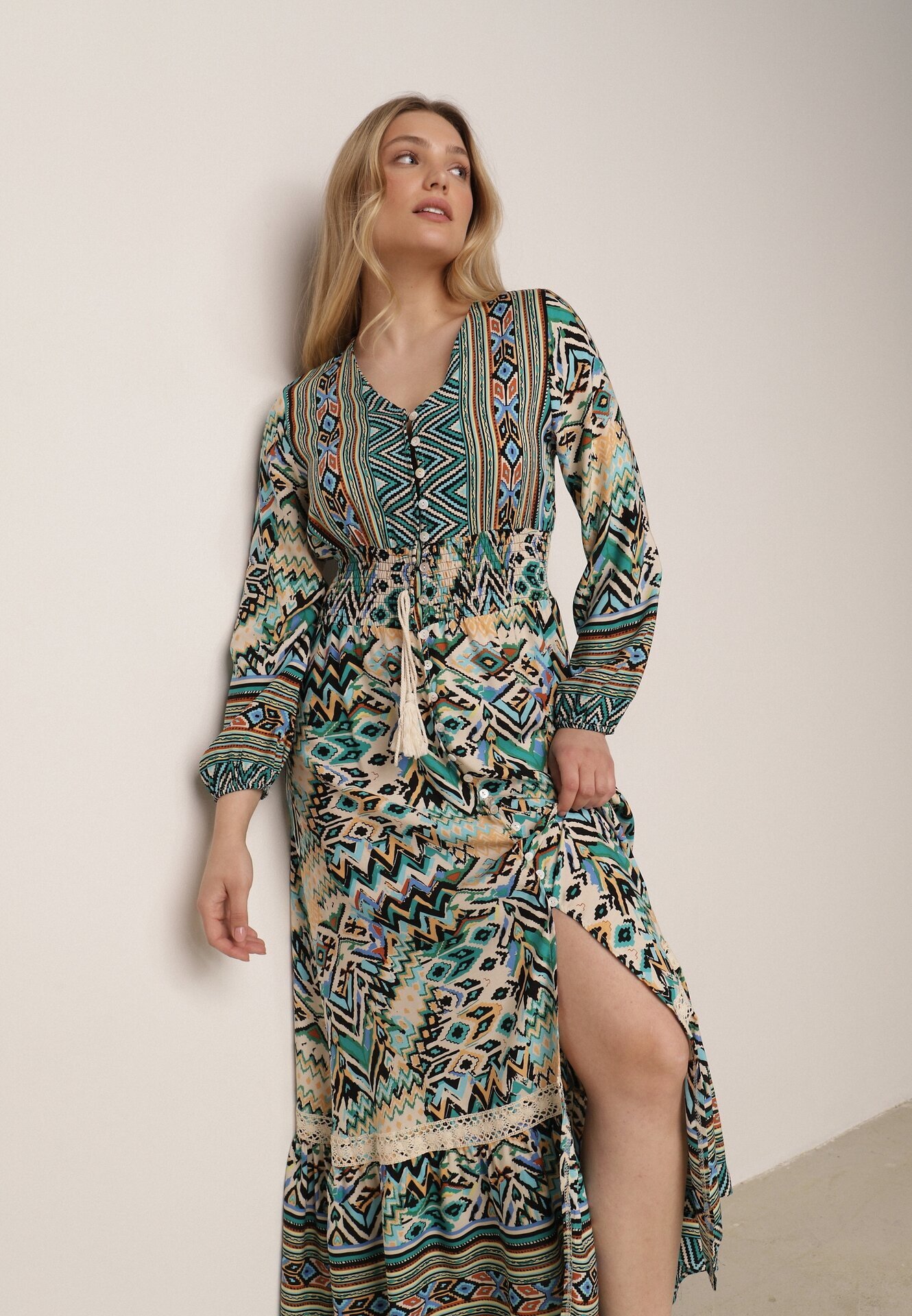rosa Rochie Verde cu elastic în talie cu model etno Tilfa