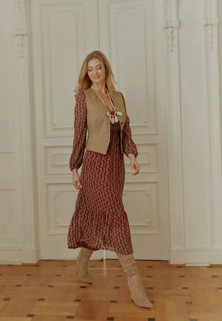 rosa Rochie Vișinie cu Decolteu Triunghiular și Elastic în Talie Hutyz