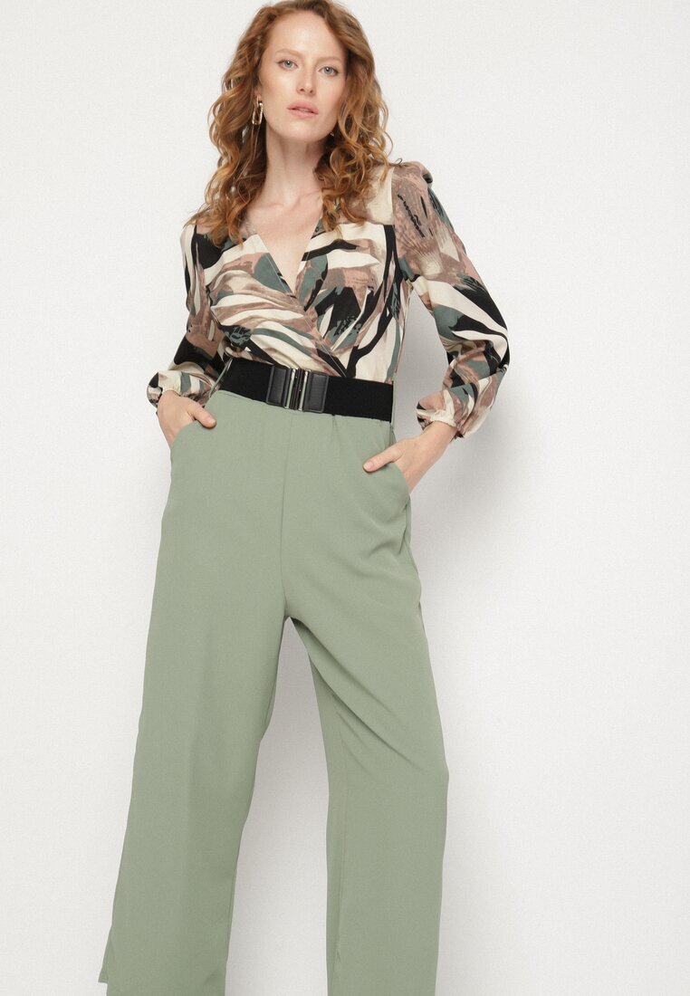 rosa Salopetă Verde cu Bluză Petrecută și Pantaloni Largi și Curea Elavina
