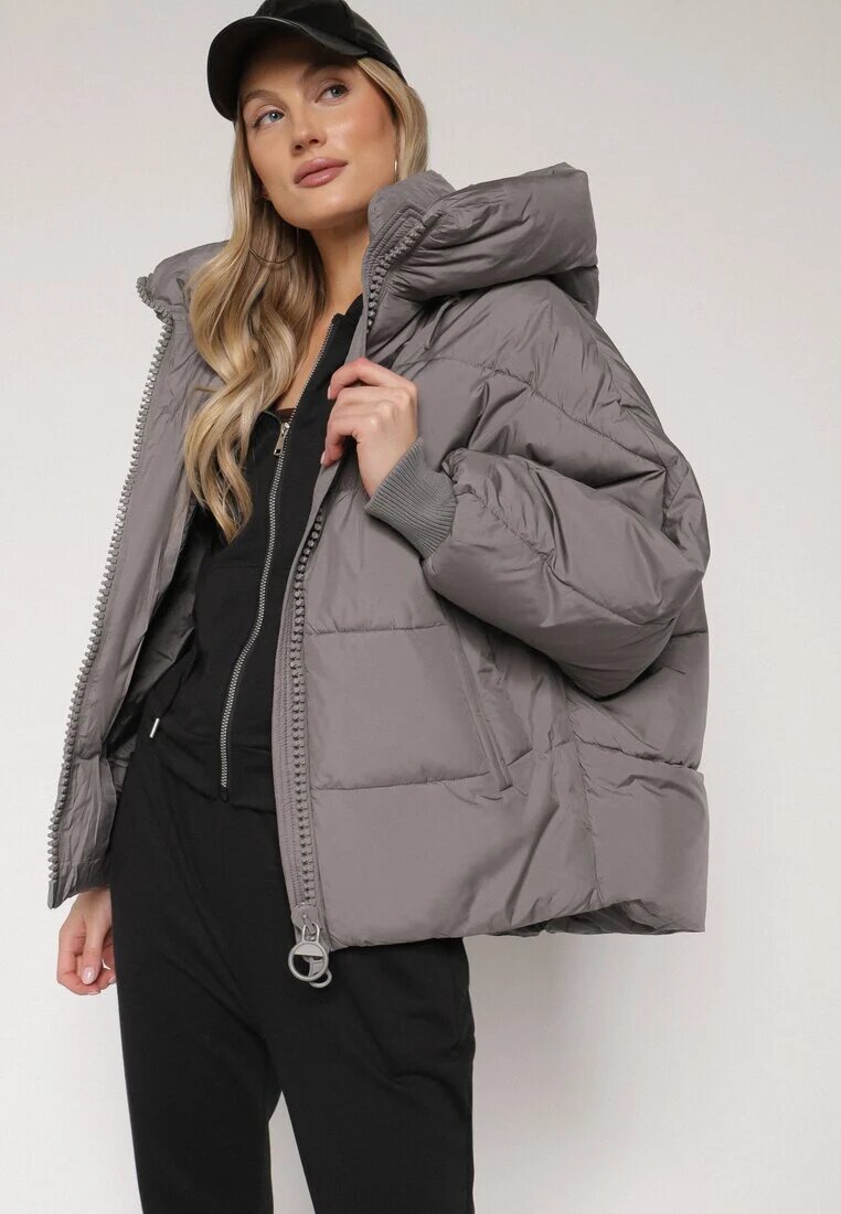 rosse line Geacă Gri Matlasată Croială Oversize cu Glugă Mevisana