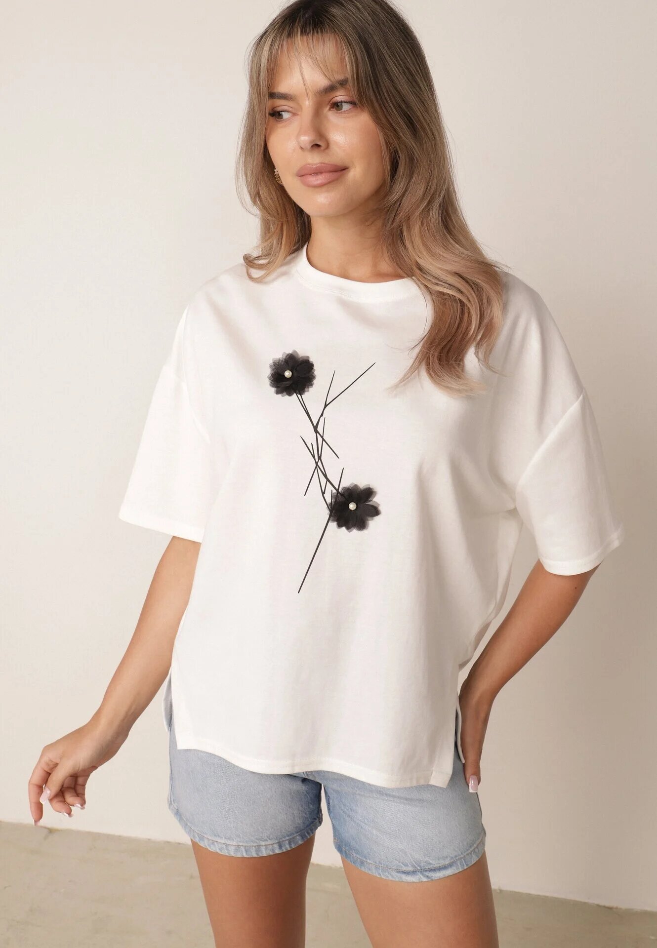 rosse line T-shirt din viscoză cu mărgele și flori 3D Rossalie Alb