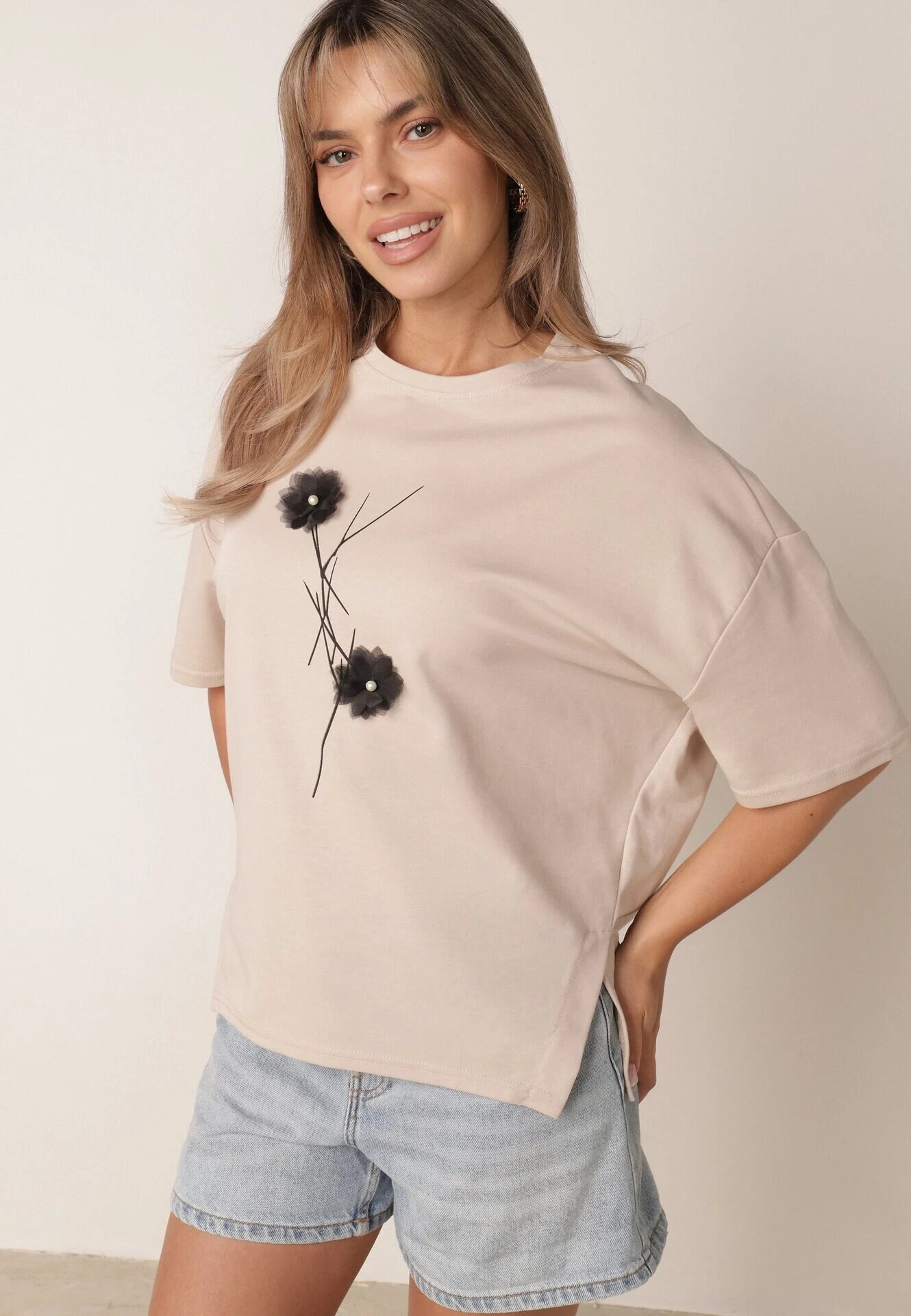 rosse line T-shirt din viscoză cu mărgele și flori 3D Rossalie Bej deschis