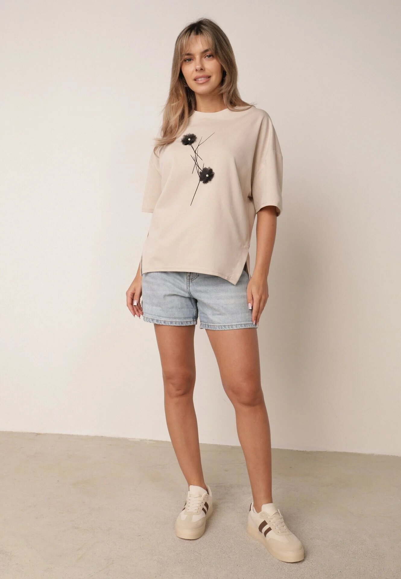 rosse line T-shirt din viscoză cu mărgele și flori 3D Rossalie Bej deschis