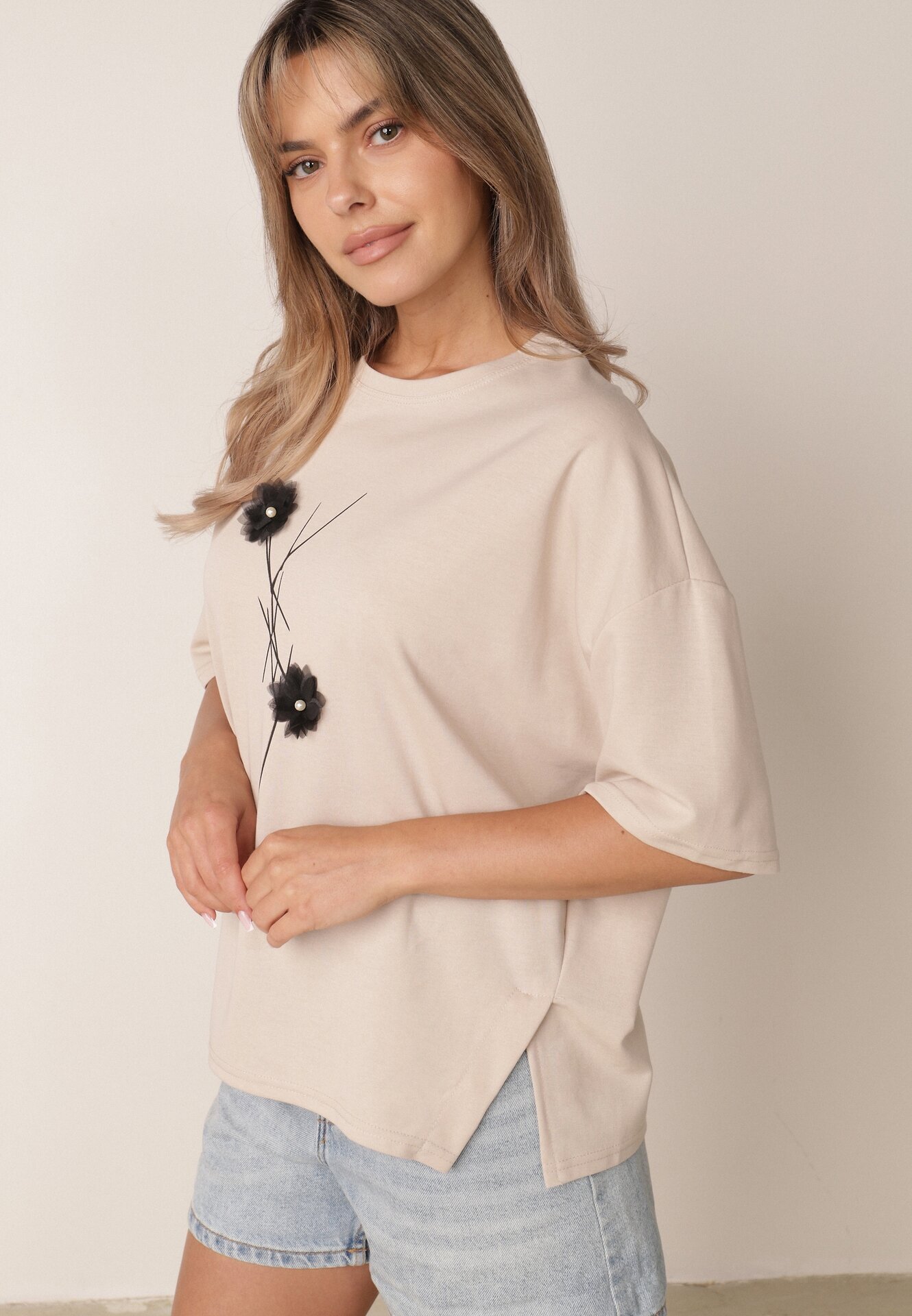 rosse line T-shirt din viscoză cu mărgele și flori 3D Rossalie Bej deschis