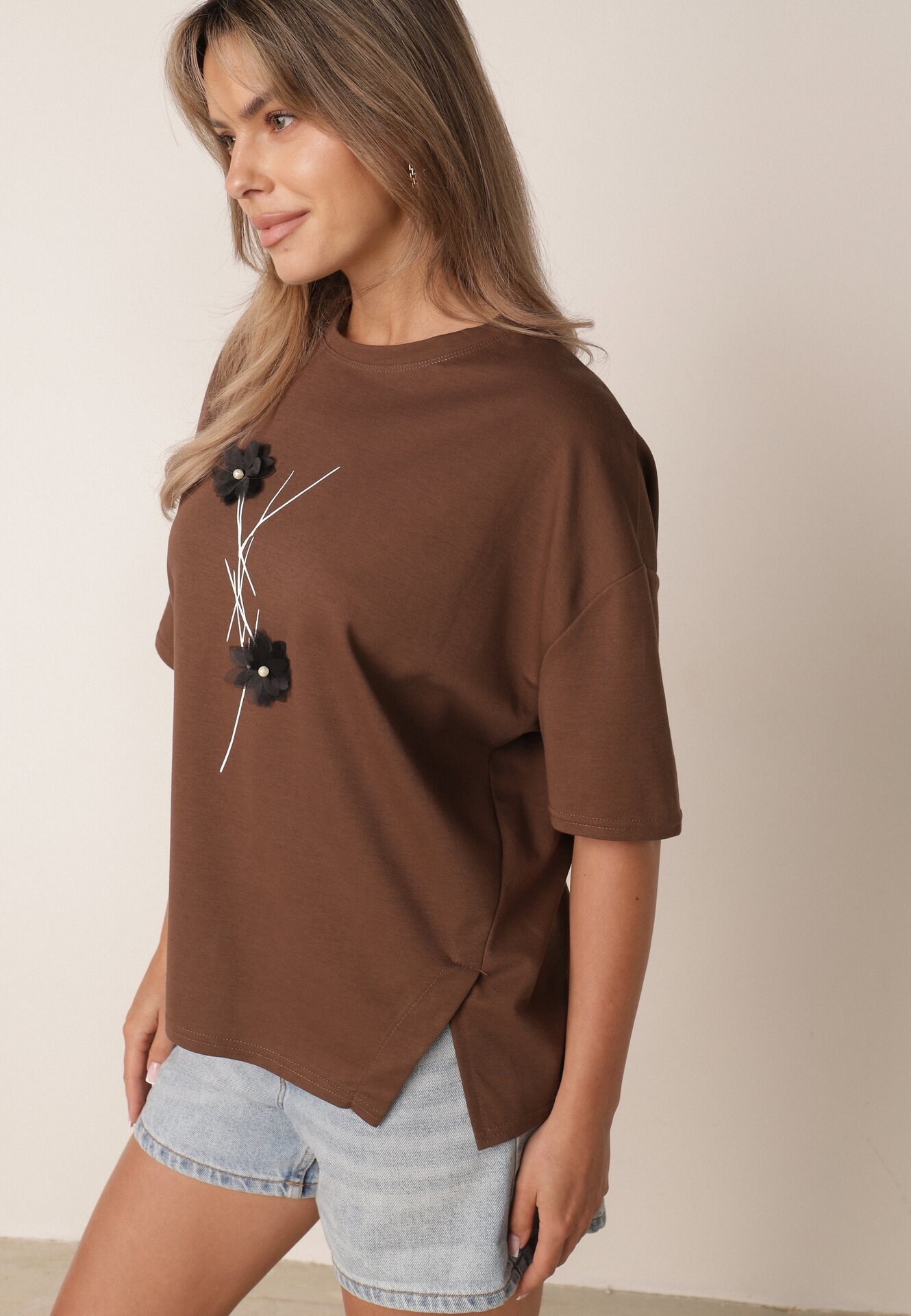 rosse line T-shirt din viscoză cu mărgele și flori 3D Rossalie Maro