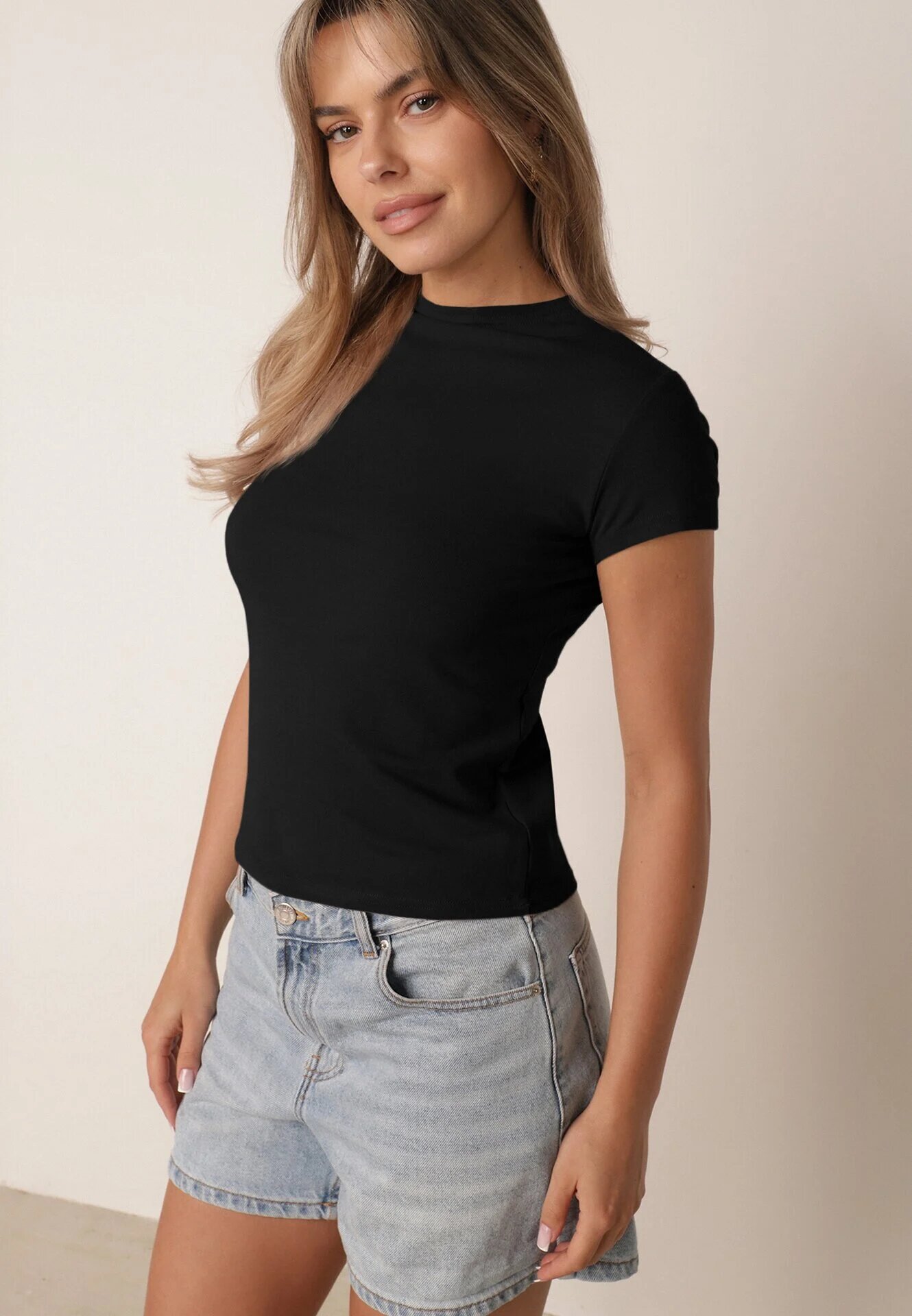 rosse line T-shirt simplu din viscoză cu guler tip tunică în stil minimalist Deleus Negru
