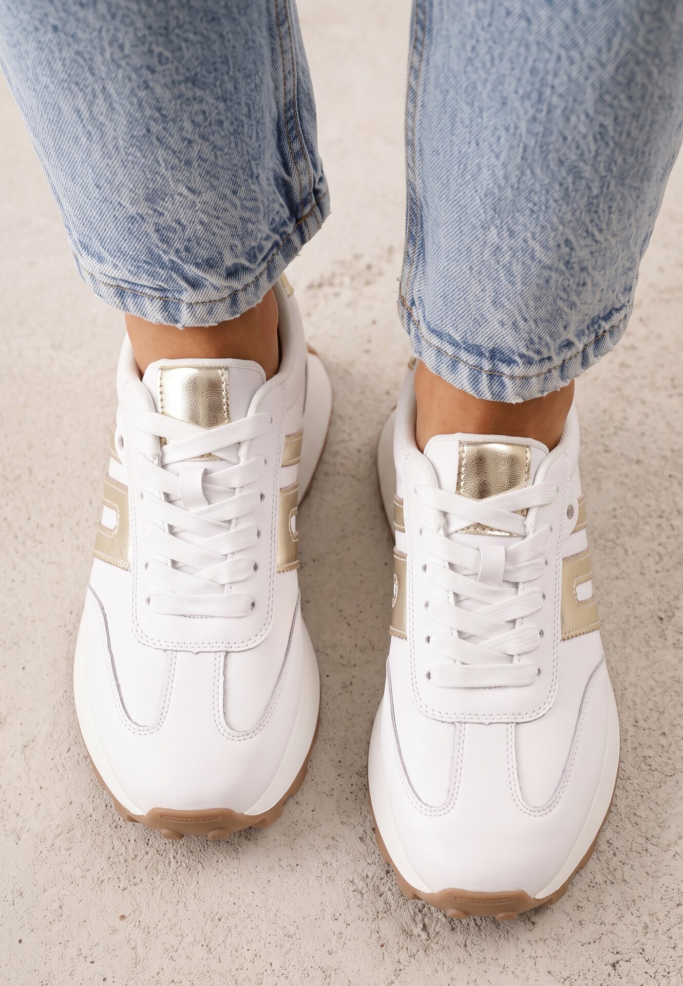 santorio Sneakers din piele naturală de căprioară cu cusături decorative Maliess Albi