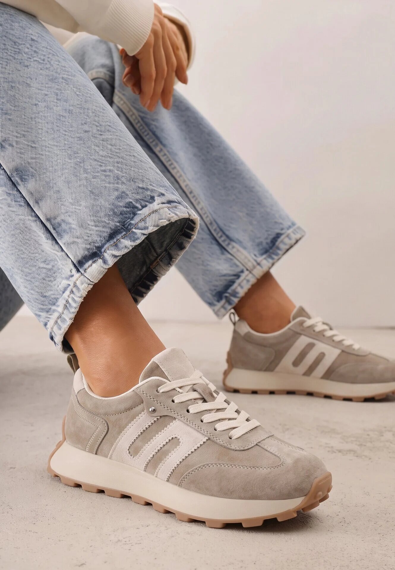 santorio Sneakers din piele naturală de căprioară cu cusături decorative Maliess Bej