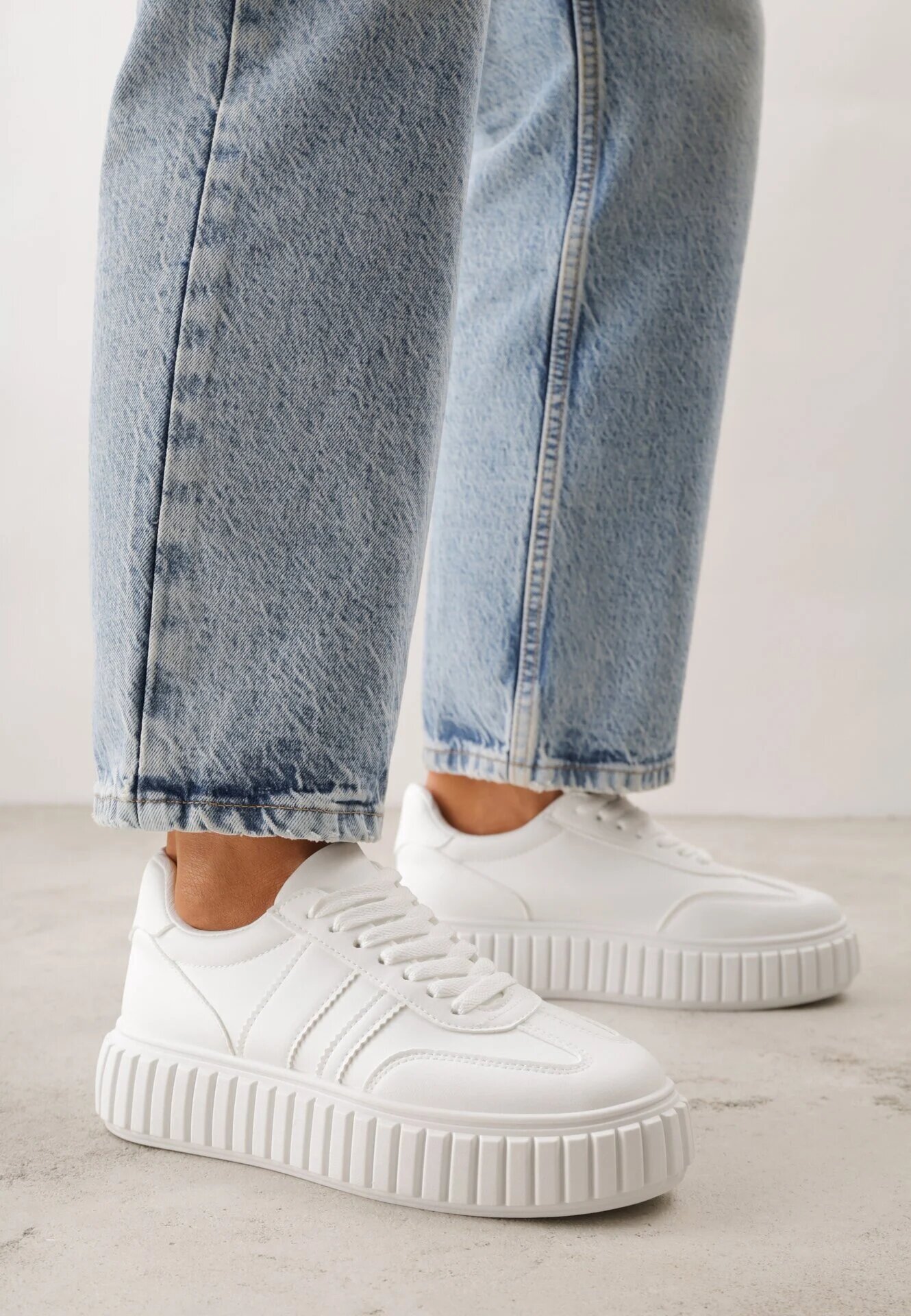 seastar Sneakers Albi pe Talpă Groasă cu Relief și Benzi Decorative Ralis