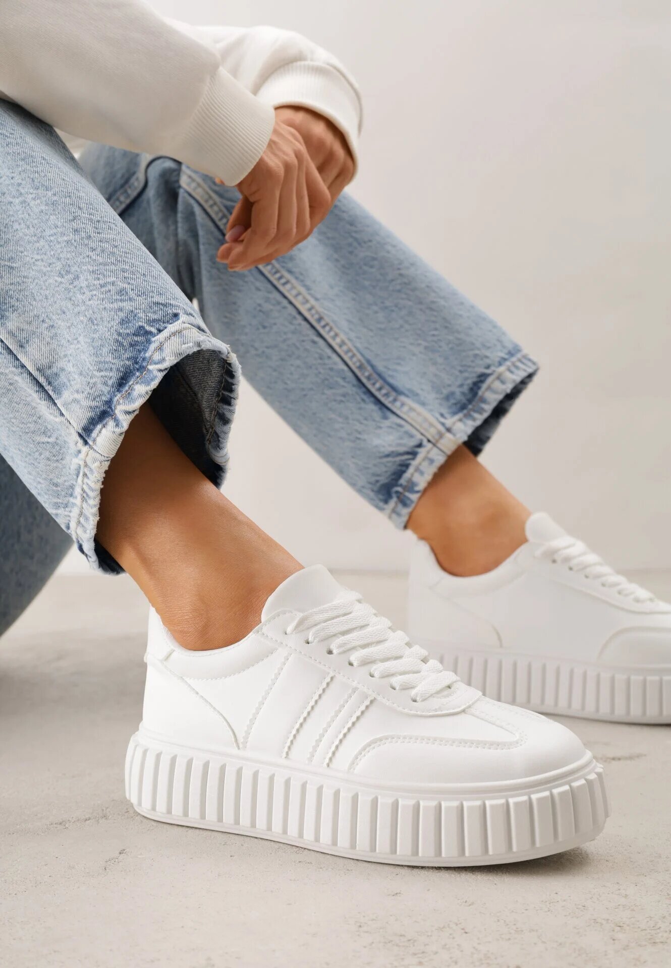 seastar Sneakers Albi pe Talpă Groasă cu Relief și Benzi Decorative Ralis