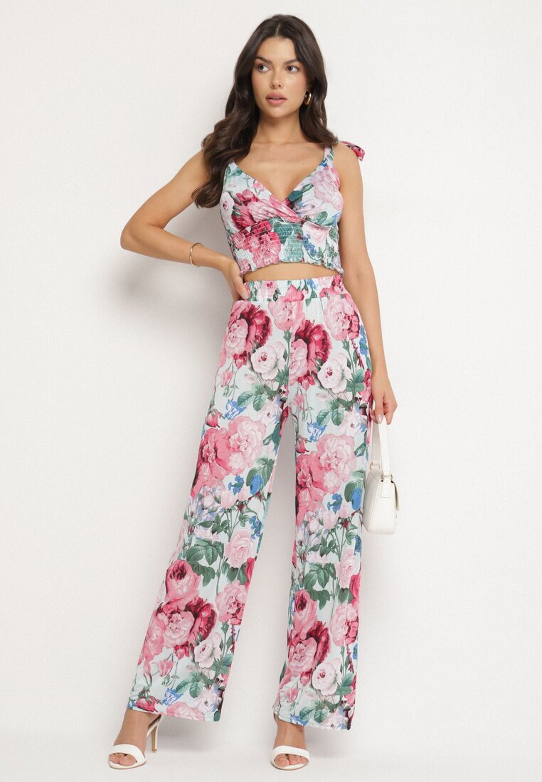  Set albastru deschis din 2 piese cu Top și Pantaloni Coreta