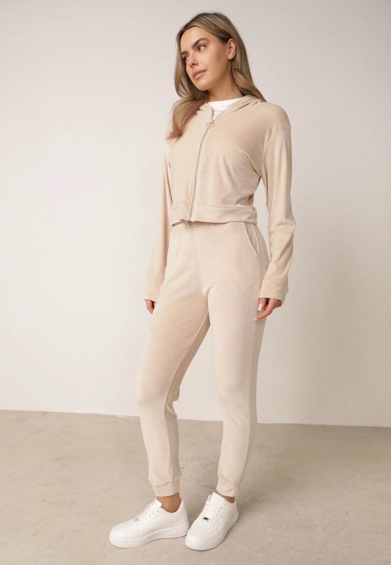  Set de trening Bej Velur Bluză cu glugă și Pantaloni Petyra