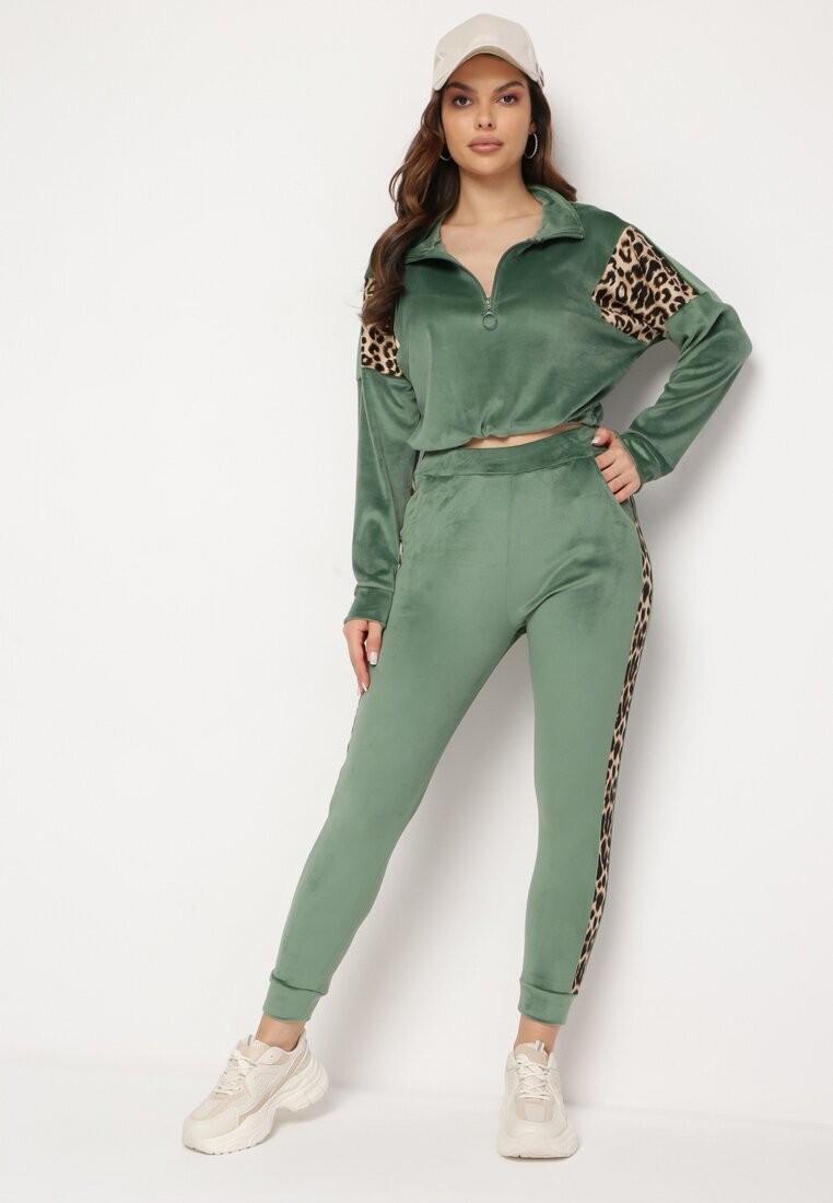  Set de trening Verde din velur bluză scurtă și pantaloni cu inserții cu imprimeu leopard Kilima