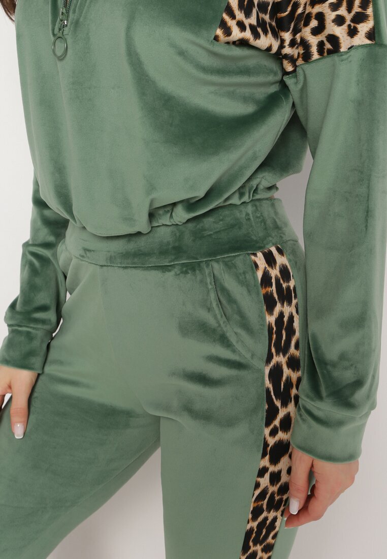  Set de trening Verde din velur bluză scurtă și pantaloni cu inserții cu imprimeu leopard Kilima