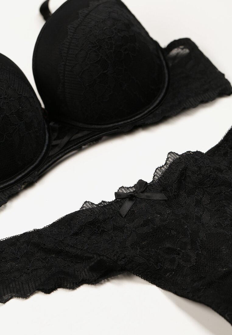  Set Negru de Lenjerie Sutien Push-Up și Chiloți tanga cu dantelă Aurorra