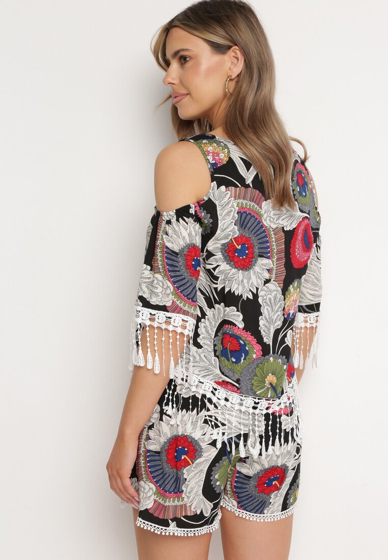  Set Negru Decorat cu franjuri cu model abstract Bluză cu decupaje la umeri și Pantaloni scurți Setella