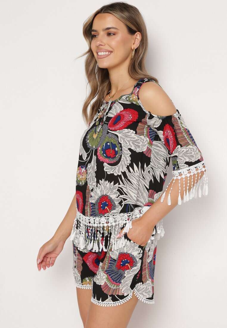  Set Negru Decorat cu franjuri cu model abstract Bluză cu decupaje la umeri și Pantaloni scurți Setella
