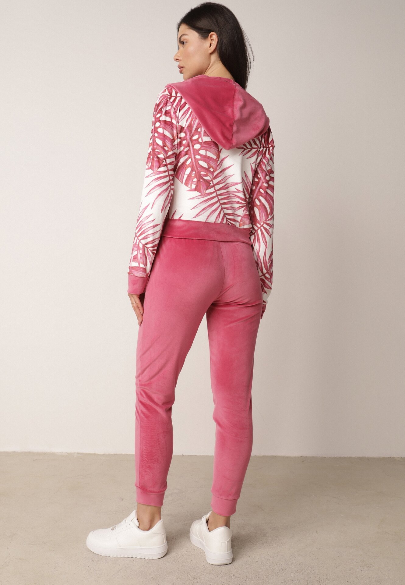  Set Trening Roz din Velur Bluză cu Glugă cu Model Decorativ și Pantaloni Grouvia