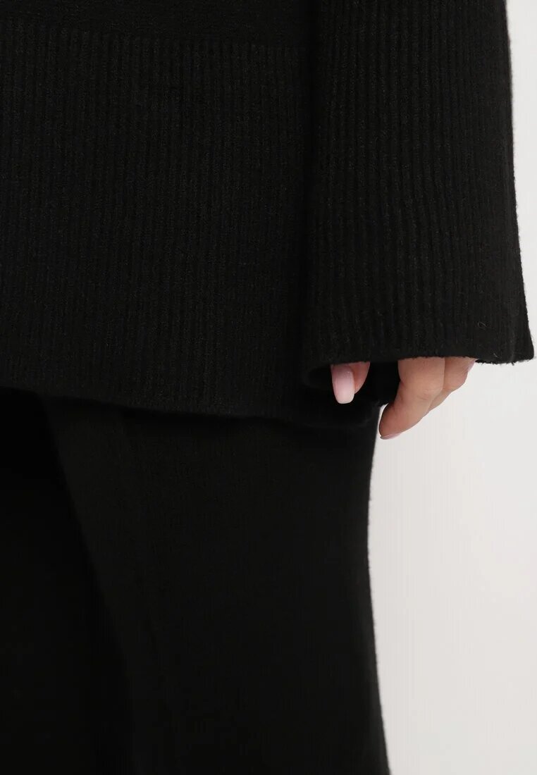  Set Tricotat Negru cu Vâscoză Pulover și Pantaloni cu elastic în talie și Fante Malwiya