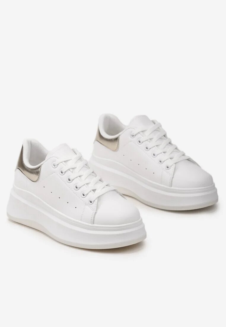  Sneakers Alb-Aurii cu Perforație Delicată și Ursuleț de cauciuc la Șireturi Zephra