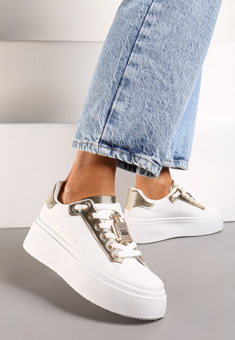  Sneakers Alb-Auriu cu Decorație Metalică cu Zirconii la Șireturi Awenttes