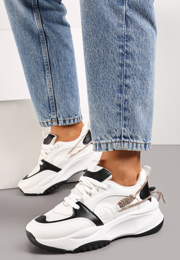  Sneakers alb-negru cu șnur decorativ și cu zirconii Junilo