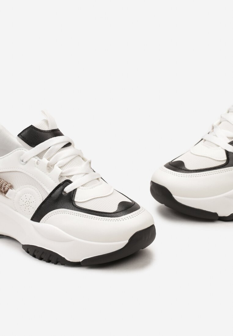  Sneakers alb-negru cu șnur decorativ și cu zirconii Junilo