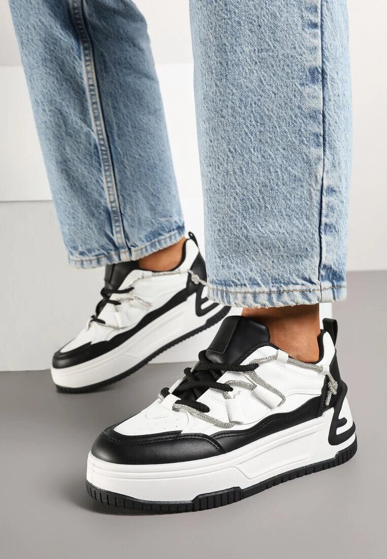  Sneakers Alb-Negru cu Talpă Groasă Împodobiți cu Zirconii Neothra