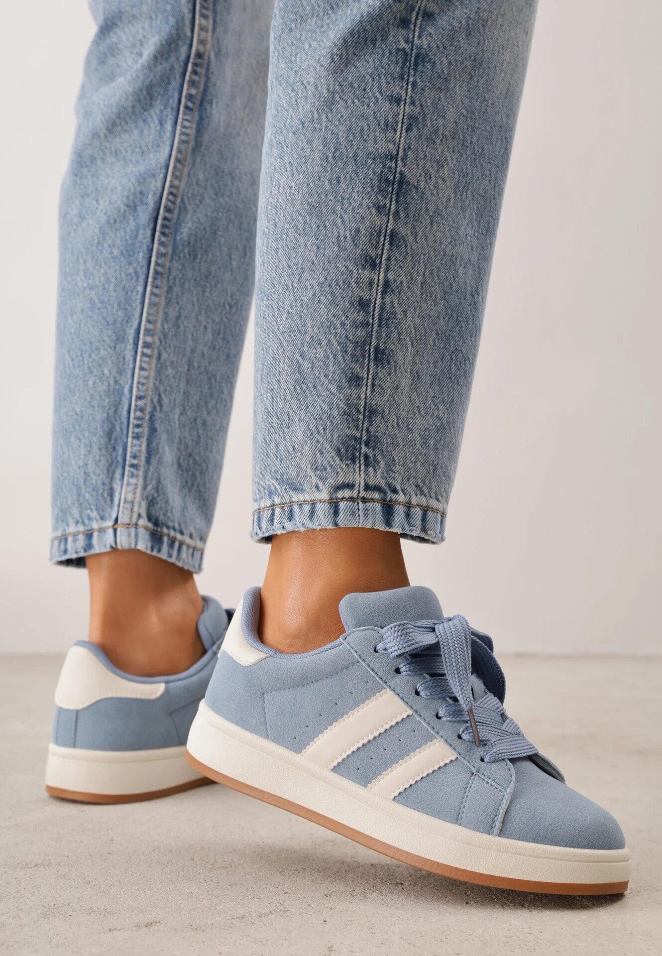  Sneakers Albaștri