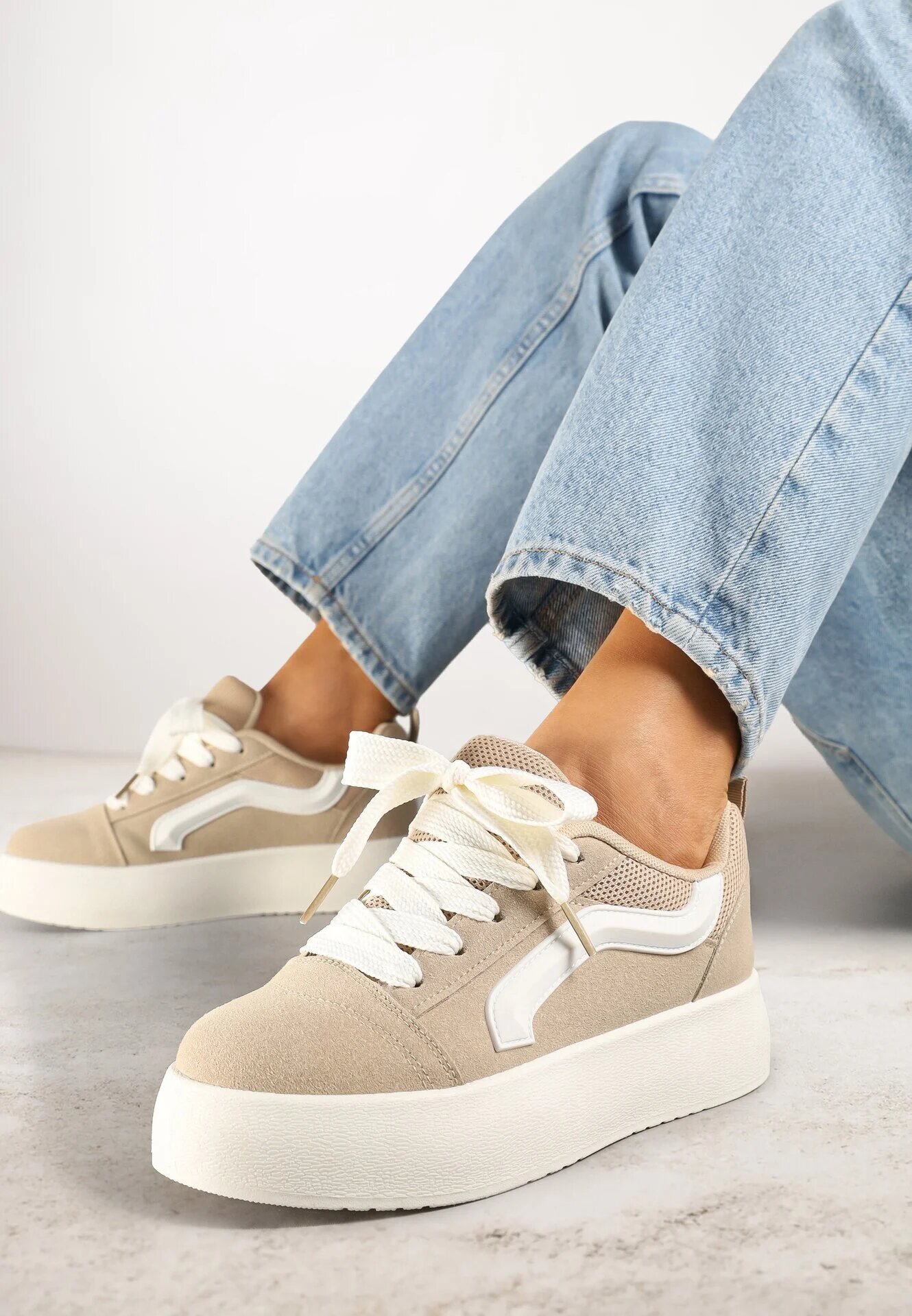  Sneakers Bej închis cu talpă groasă și bandă decorativă Kornelie